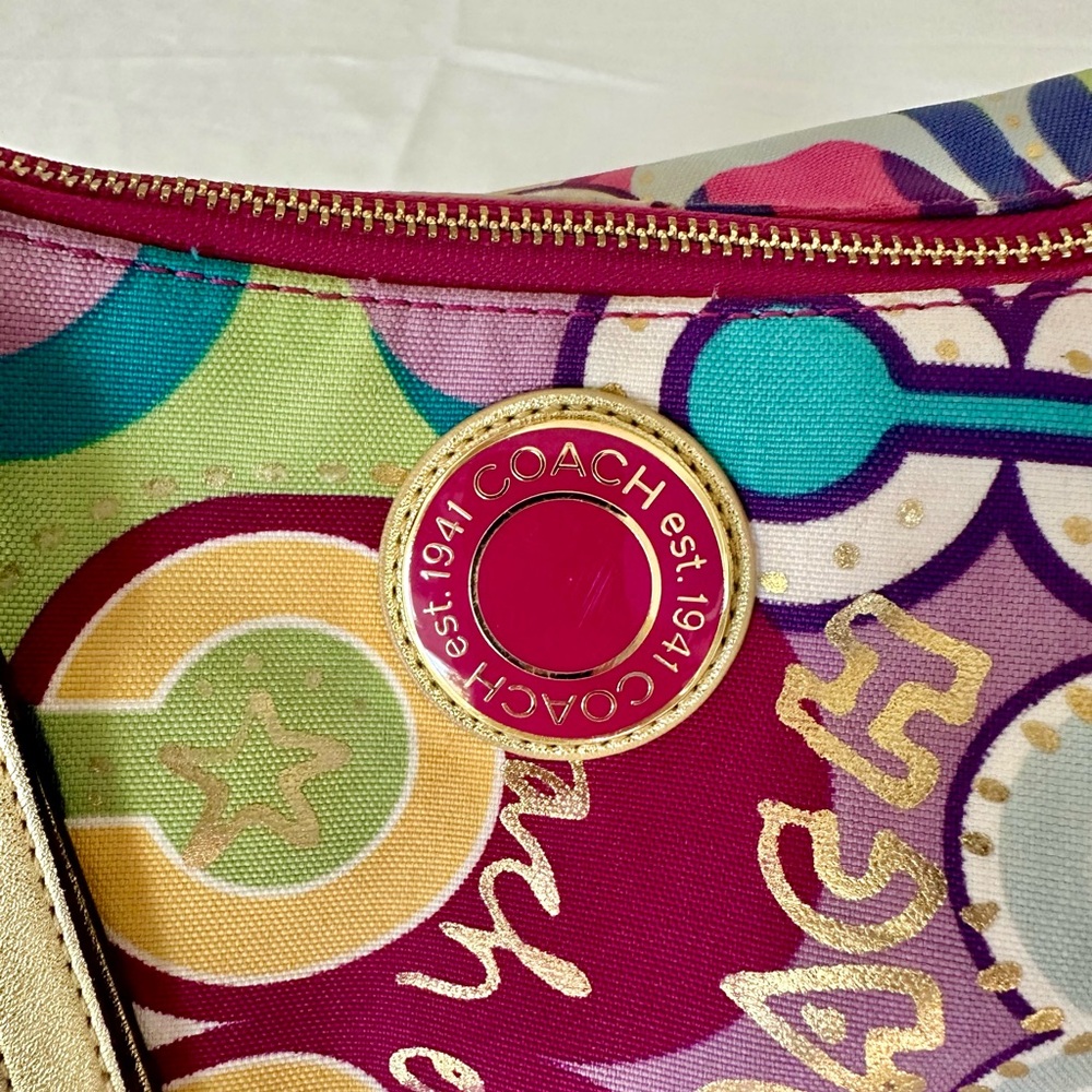 Coach Multicolor Signature Circle Print Shoulder Bag with Gold Accents - Picture 8 of 14
